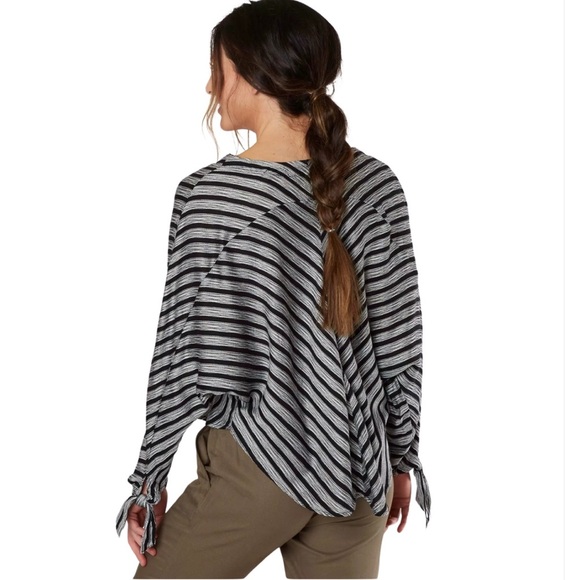 Free People Top - Picture 4 of 7